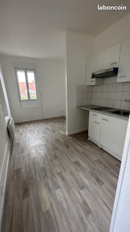 Appartement 1 pièce 16 m² · à Saint-Quentin · 16 m² · 310 €