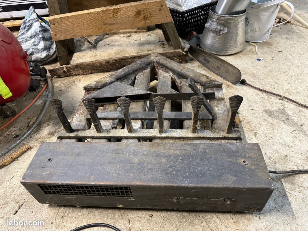 Récupérateur de chaleur TIFON pour cheminée d'angle (image 1)