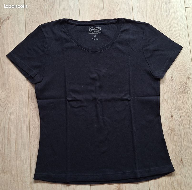 Tee-shirt - Femme - Taille 42/44 - TBE (image 1)