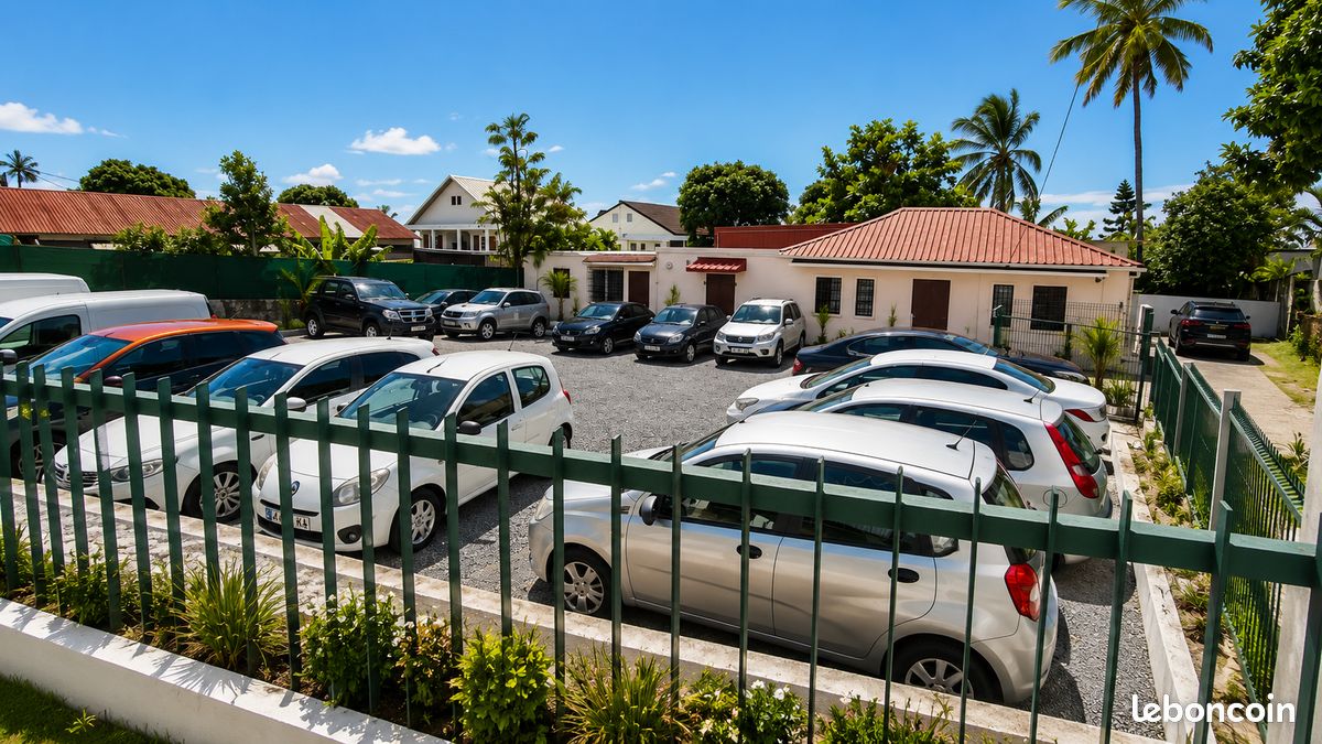 Parc Automobile · à Saint-Denis · 1 680 €/mois
