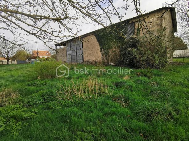 Terrain 1 086 m² Saint Georges Les Baillargeaux