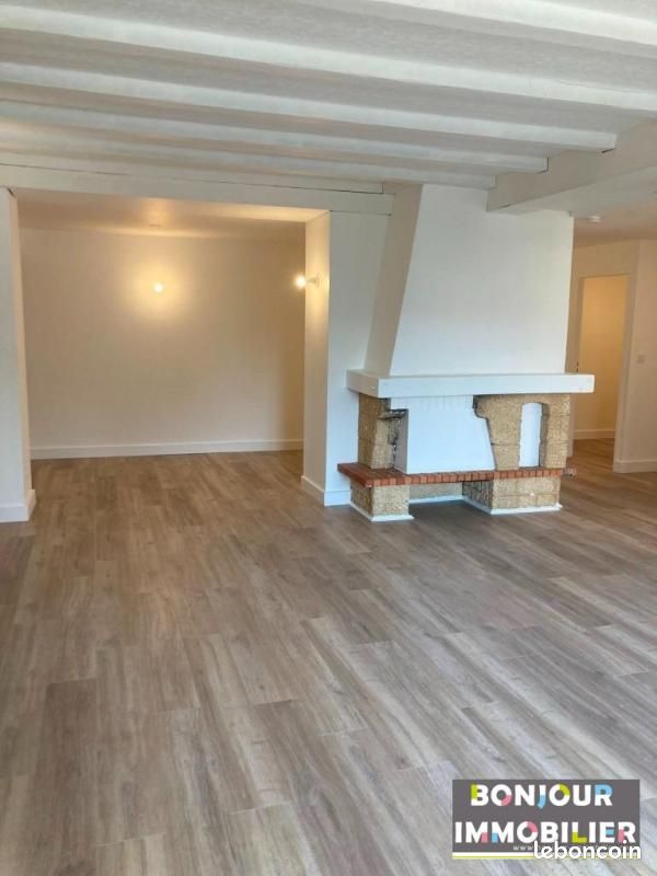 Appartement 3 pièces 97 m² · à Saint-Laurent-du-Pont · 97 m² · 715 €/mois