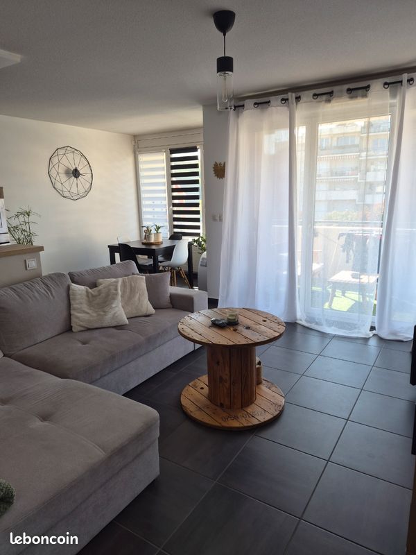 Appartement 2 pièces 49 m² · à Bourgoin-Jallieu · 49 m² · 159 000 €