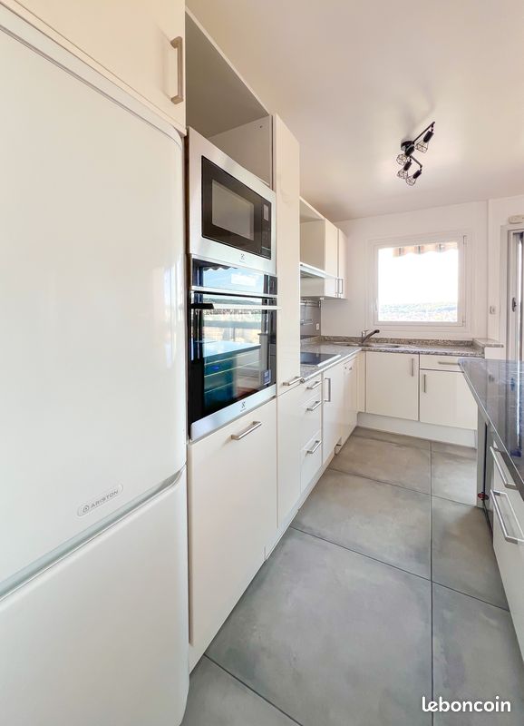 Issy-les-Moulineaux : Appart. Familial 5P 104 m² balcons 2 PK (image 4)