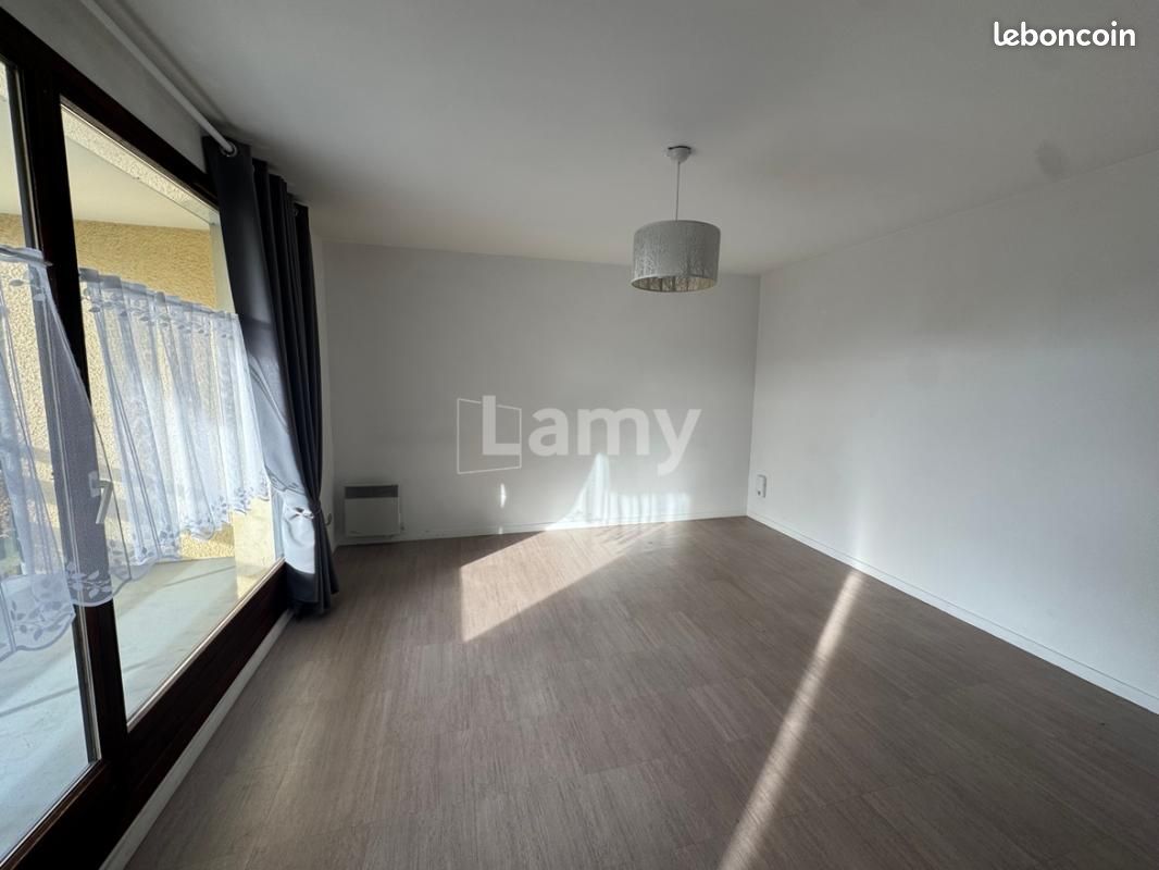 Appartement 2 pièces 46 m² · à Annecy · 46 m² · 911 €/mois