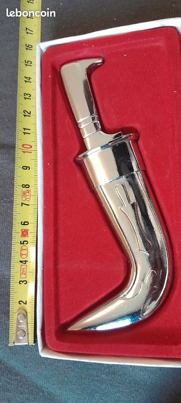 Coupe papier (image 1)