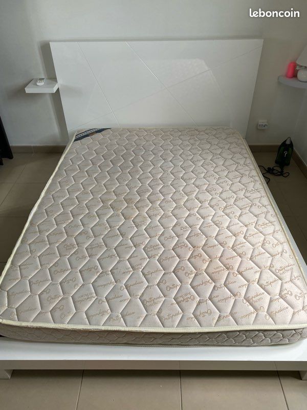 Ensemble lit complet 140x190 – Matelas orthopédique + Sommier + Tête de lit – Bon état (image 5)