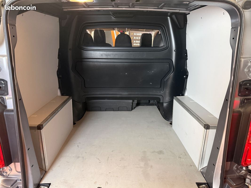 Citroen jumpy combi 2.0 bluehdi 175 m l2 eat bva / 5 places / caméra de recul / attelage / 2 portes latérales (image 9)