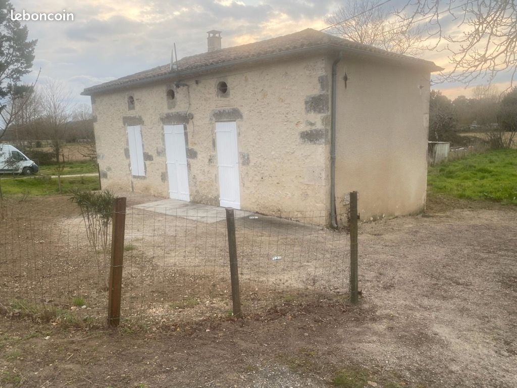 Maison 3 pièces 65 m² · à Feugarolles · 65 m² · 75 000 €