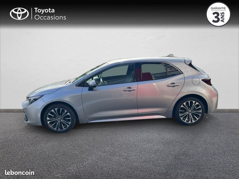 Toyota Corolla 1.8 140ch Design Pack Confort (image 3)