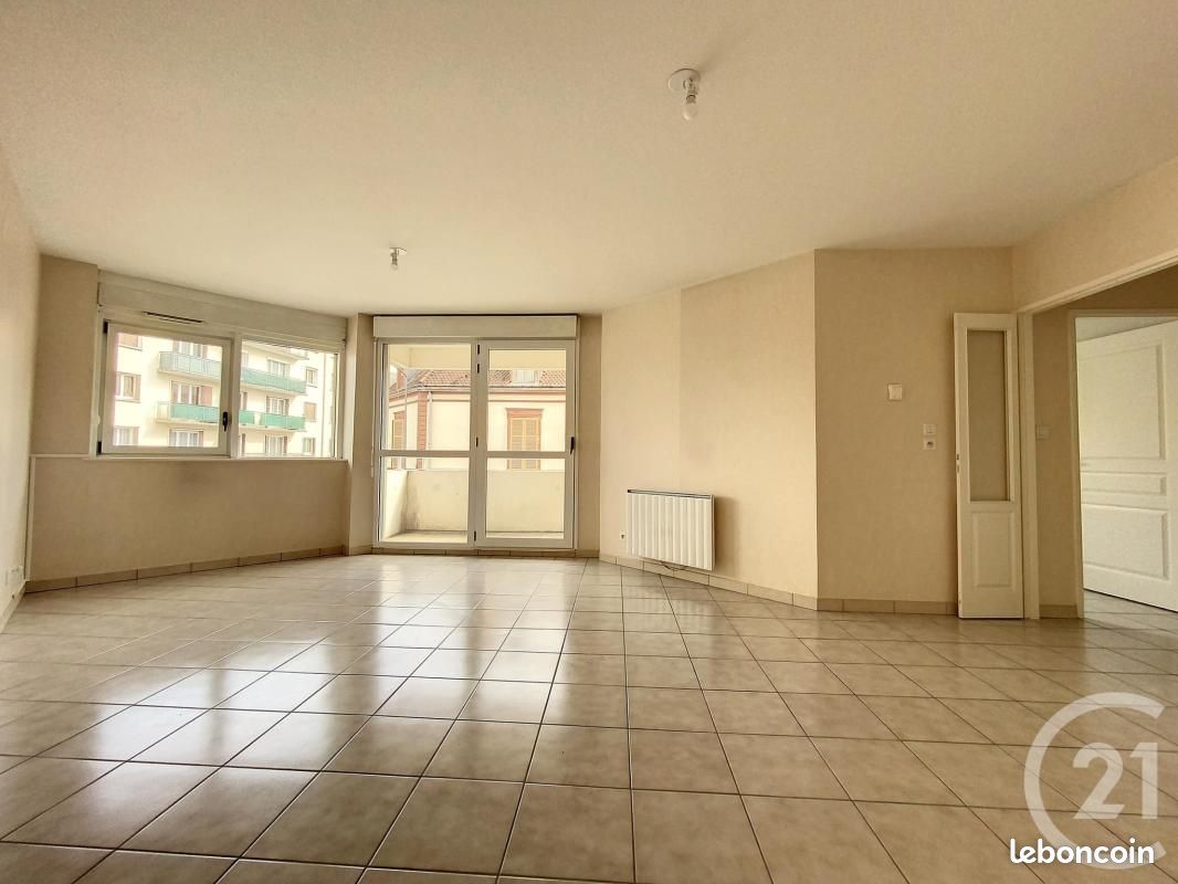 Appartement 3 pièces 67 m² · à Troyes · 67 m² · 705 €