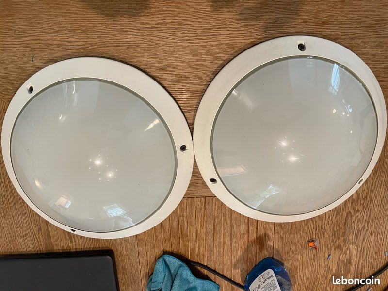 Lampes de garage (image 1)