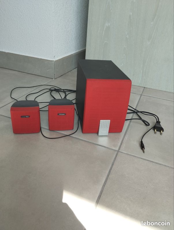 Enceintes ordinateur (image 1)