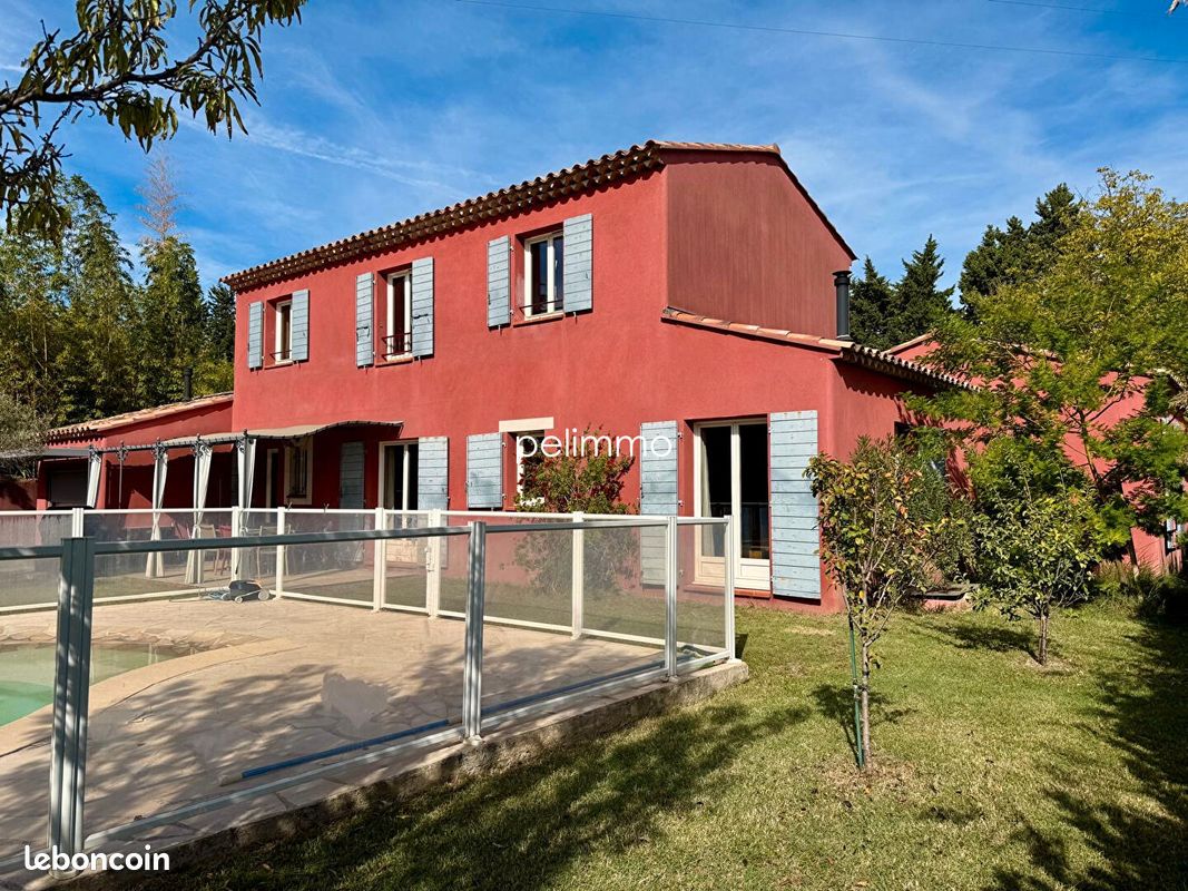 Maison 6 pièces 174 m² · à Pélissanne · 174 m² · 649 000 €