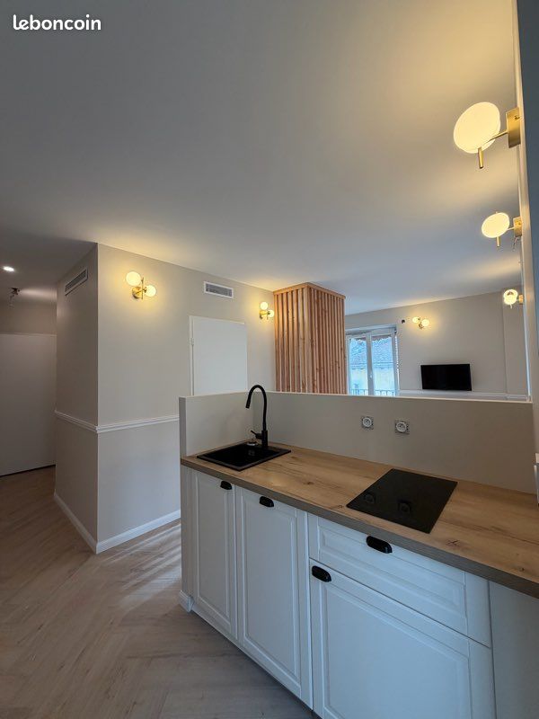 Appartement 1 pièce 30 m² · à Grenoble · 30 m² · 750 €/mois