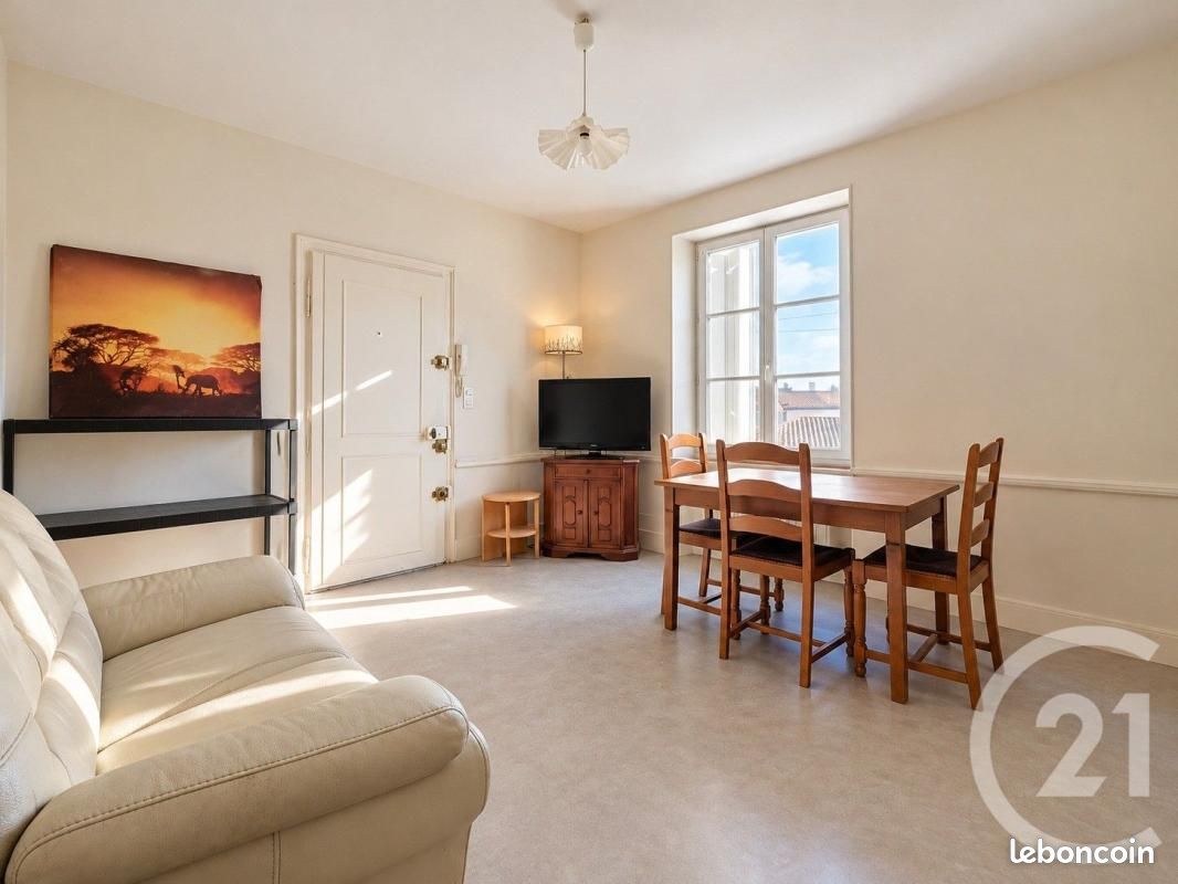 Appartement 2 pièces 44 m² · à Troyes · 44 m² · 70 000 €