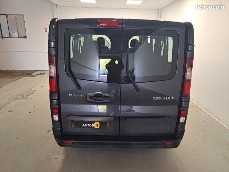 Renault TRAFIC III COMBI L2 2.0 BLUE DCI 150CH S&S ZEN 8 PLACES (image 4)