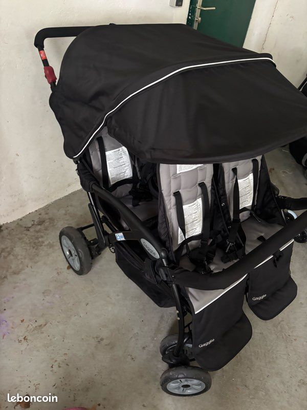 Poussette places comme neuve Équipement bébé