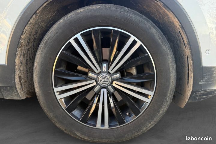 Volkswagen Tiguan 2.0 TDI 150 DSG7 Carat Exclusive / CARPLAY / TOIT OUVRANT / CAMERA 360 / REGULATEUR ACC (image 16)