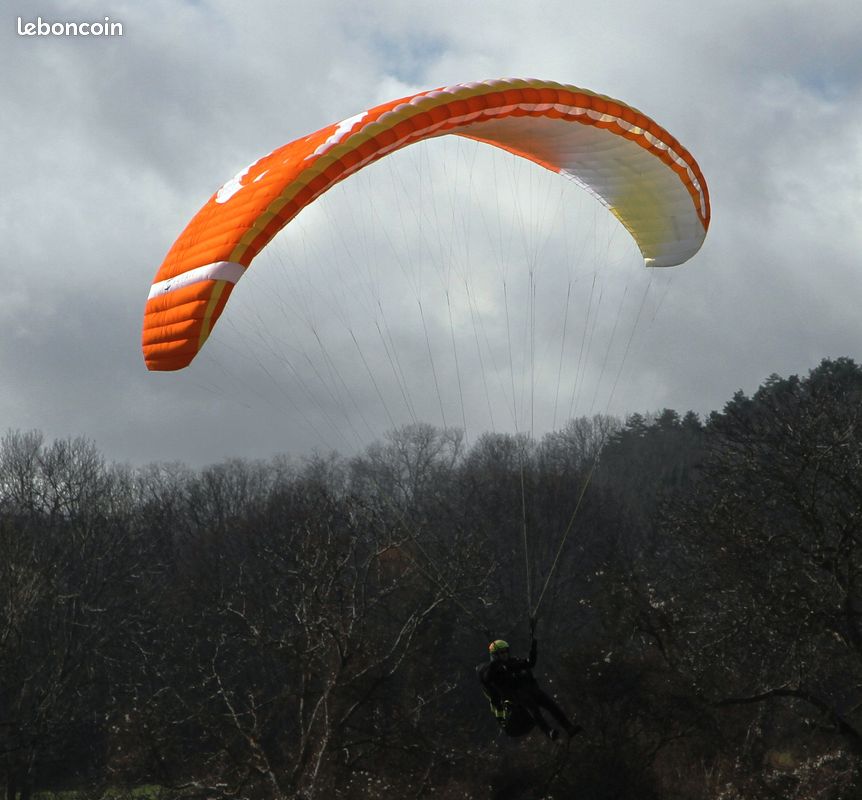 Parapente EN-A+ (PTV 80-105) 11h de vol (image 1)