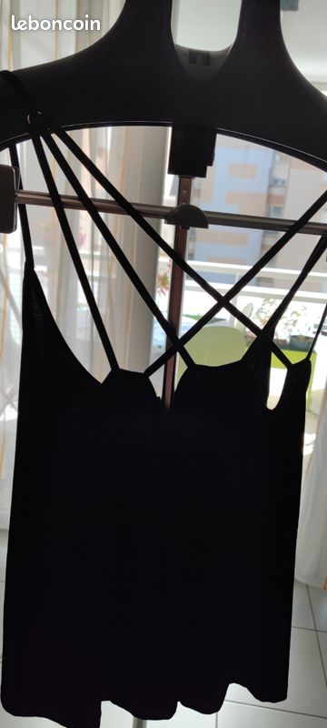 Haut tee-shirt et voile Captain Tortue neuf Vêtements