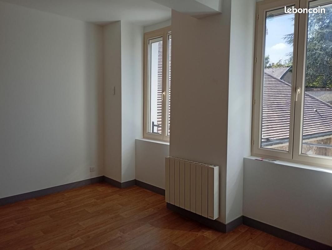 Appartement 3 pièces 75 m² · à Seignelay · 75 m² · 617 €/mois
