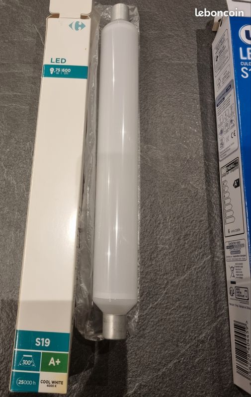 Néon(s)(2)LED.S19>6eurosPièce Ou10eurosLes2 (image 2)