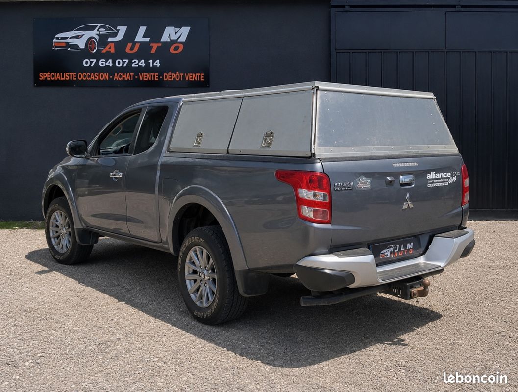 MITSUBISHI L200 Intense Connect Club Cab 4WD (image 2)