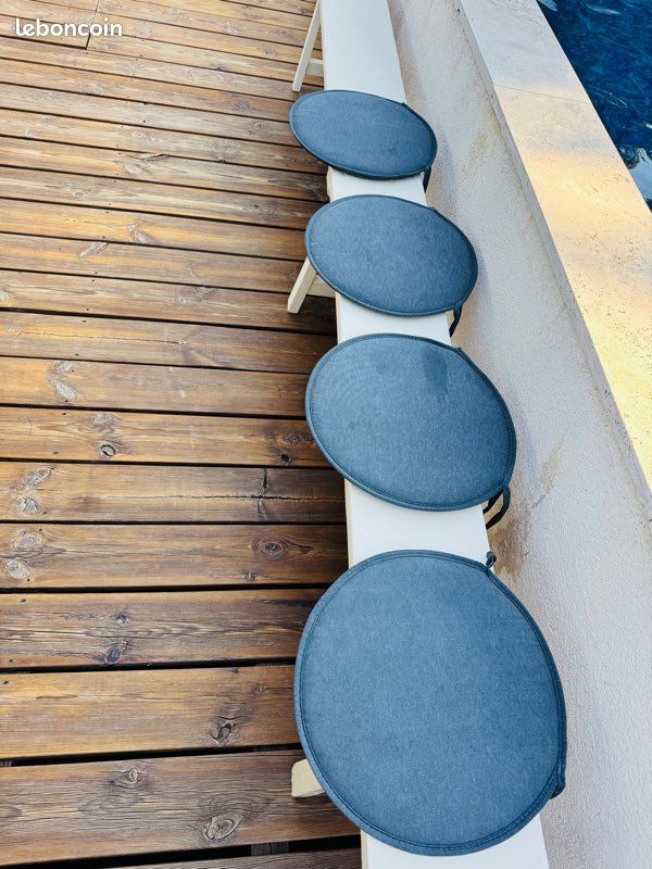 Lot 11 galettes de chaises (image 5)