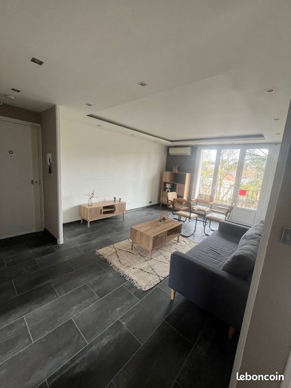 Parking 3 pièces 54 m² · à Valence · 54 m² · 850 €