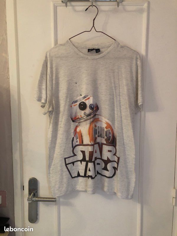 STAR WARS FEMME The Mandalorian Logo Petit Ami Fit T-Shirt EUR 26,39