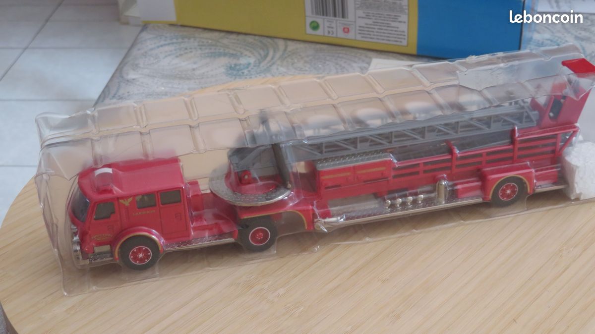 Miniature pompiers boston 1/50 Corgi (image 15)