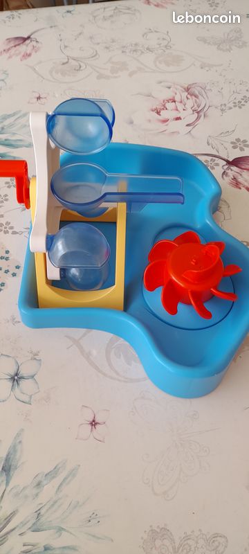 Vends manège à eau playmobil 123 (image 1)