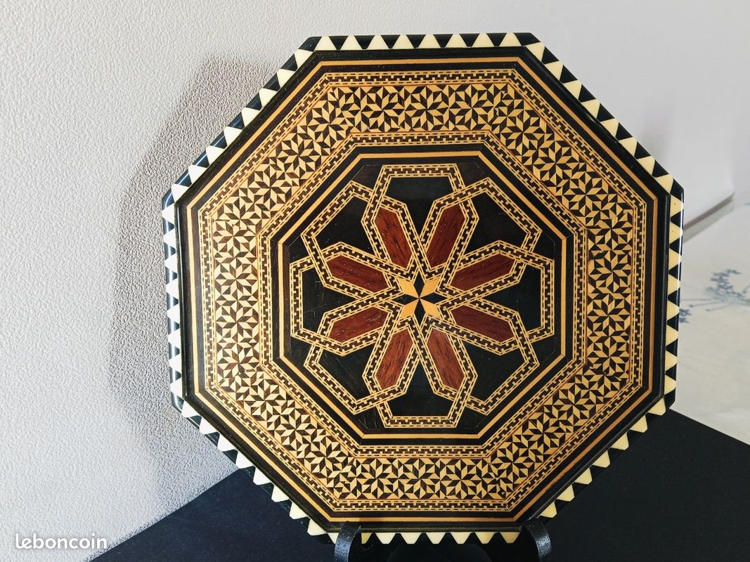 Plateau marqueterie orientale fait main – style Damas Syrie – décor géométrique artisanal – pièce décorative (image 4)