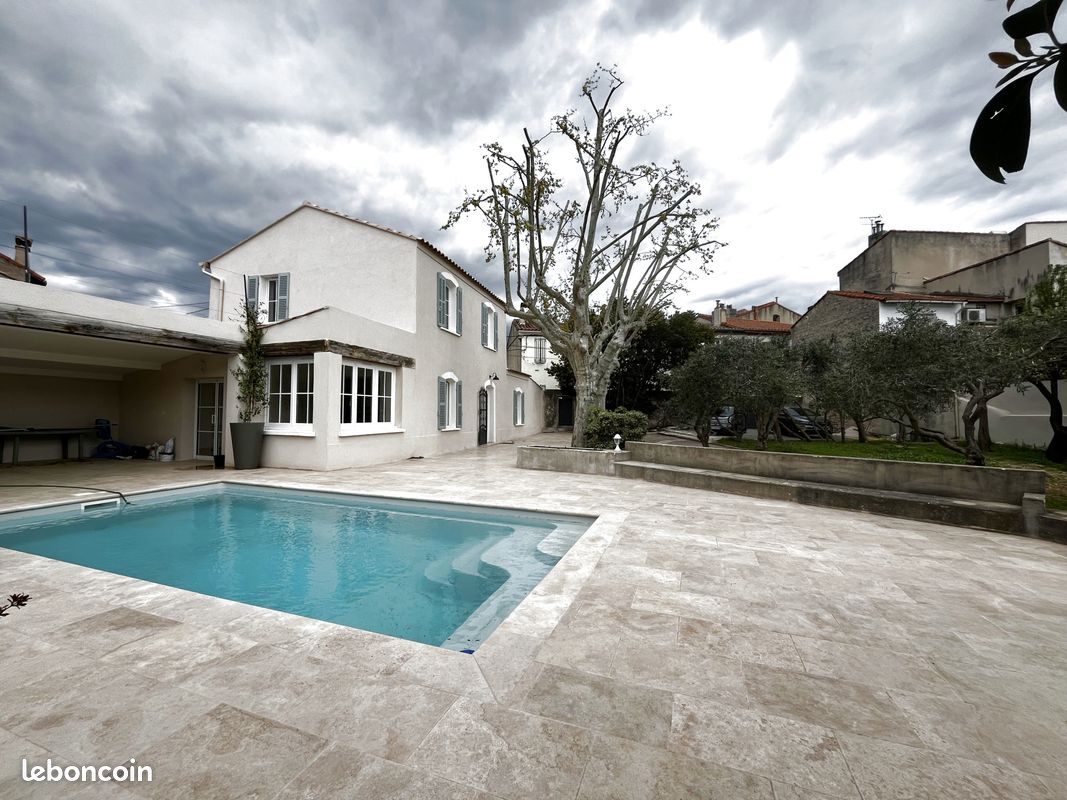 Maison 6 pièces 150 m² · à Marseille · 150 m² · 3 000 €/mois