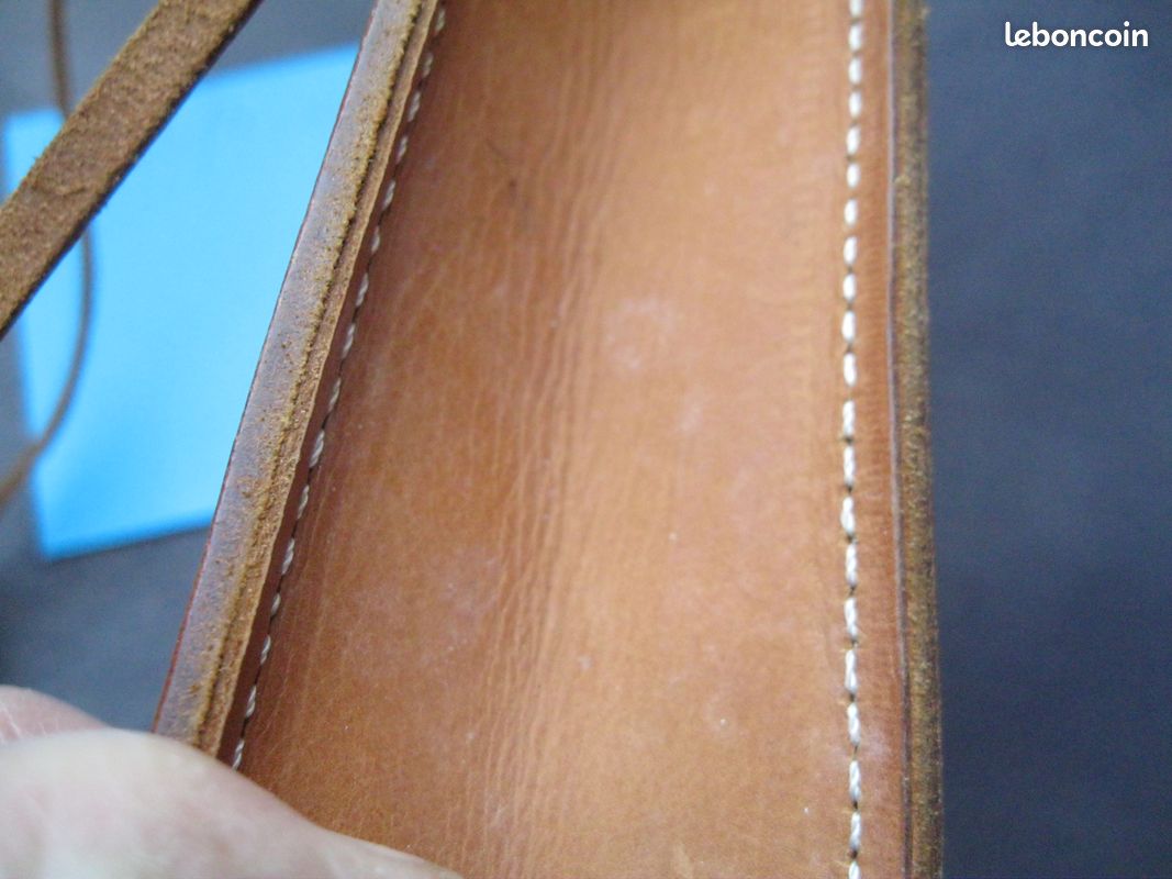 Petit sac cuir brut bandoulière 20/14/4,5 cm (image 3)