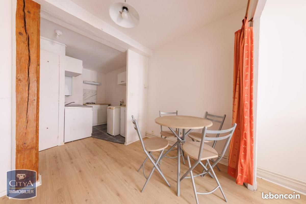 Appartement 1 pièce 28 m² · à Clermont-Ferrand · 28 m² · 440 €/mois