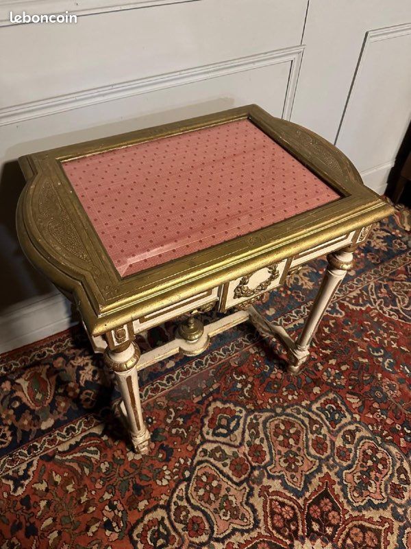 Table De Milieu / Console De Style Louis XVI En Bois Peint Et Doré (image 2)