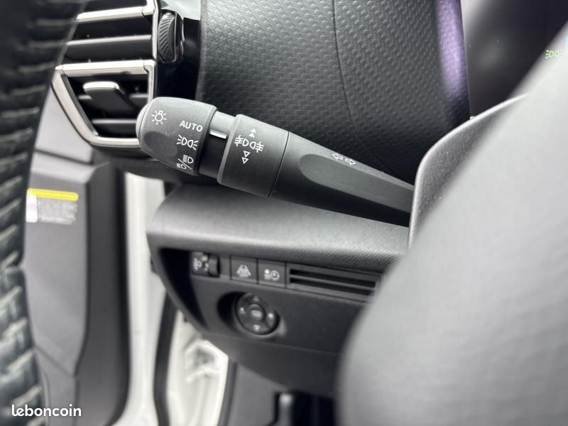 Citroen C4 Moteur électrique 136ch (100 kW) Feel Pack Automatique (image 18)