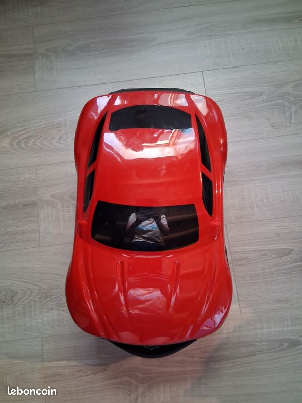 Valise enfant voiture 4 roulettes (image 1)