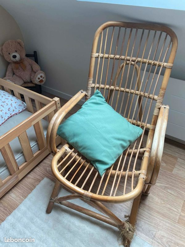 Fauteuil rotin (image 1)