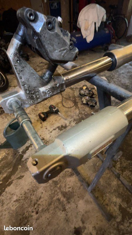 Fourche Paioli Derbi GPR (image 3)