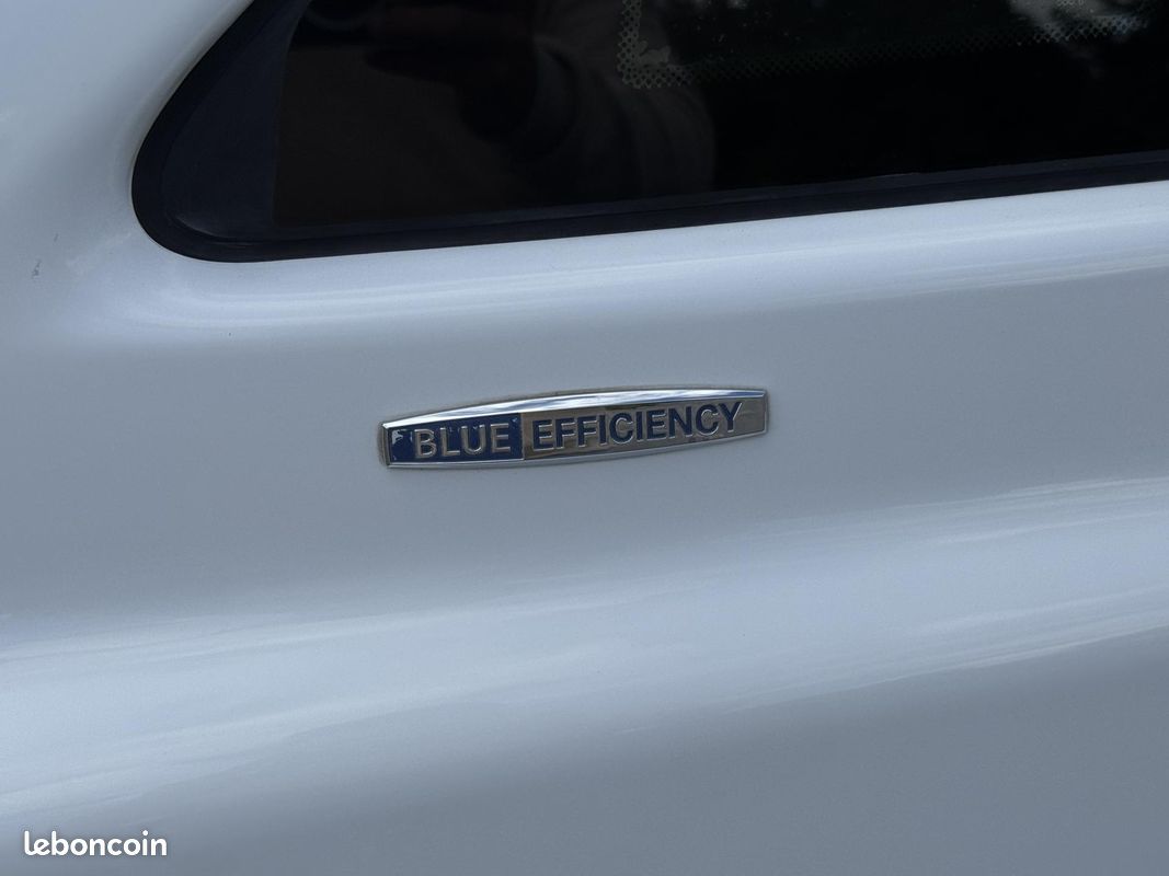 MERCEDES VITO Compact VIP 8 places CDI BlueEfficiency Compact PHASE 2 (image 26)