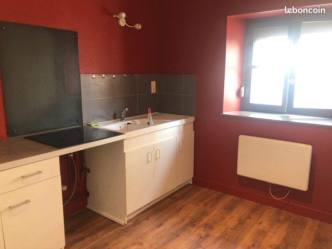 Appartement 1 pièce 35 m² · à Charleville-Mézières · 35 m² · 450 €
