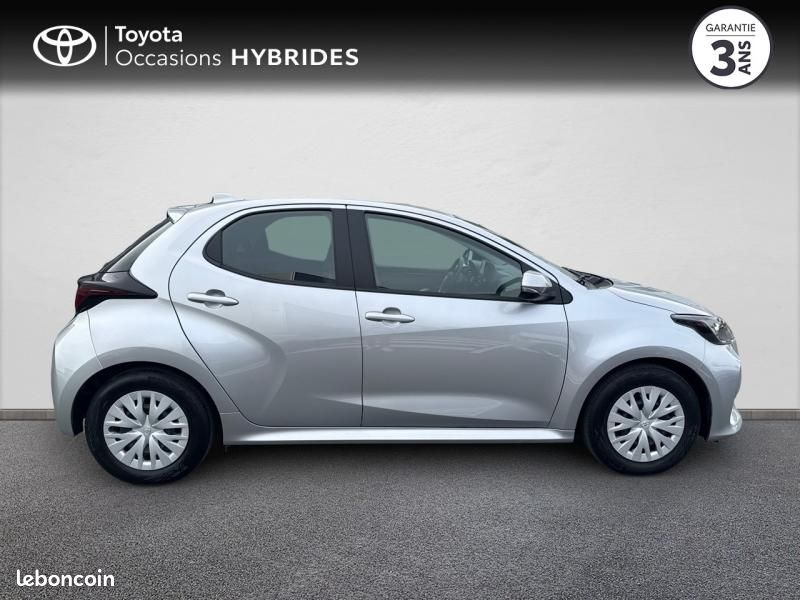 Toyota Yaris 70 VVT-i Dynamic 5p MY22 (image 17)