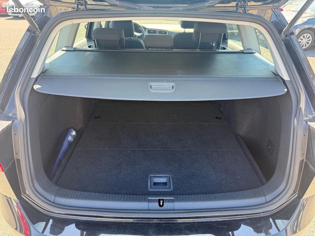 Volkswagen Golf BREAK 1.6 TDI 110 BLUEMOTION CONFORT LINE (image 23)