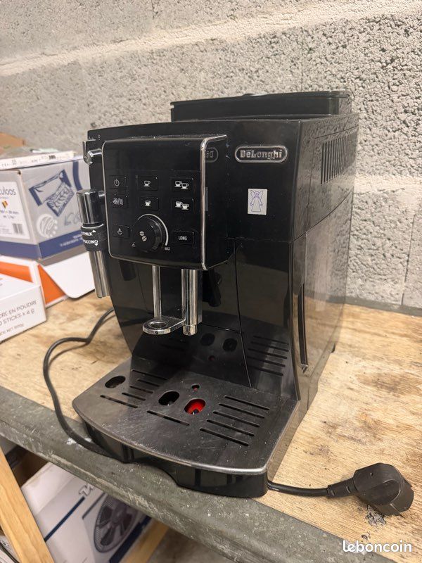 Delonghi - Machine À Café En Grain Et Moulu - Noir (image 1)
