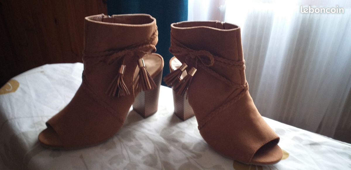 Chaussures ouvertes mi saison femme neuves Chaussures