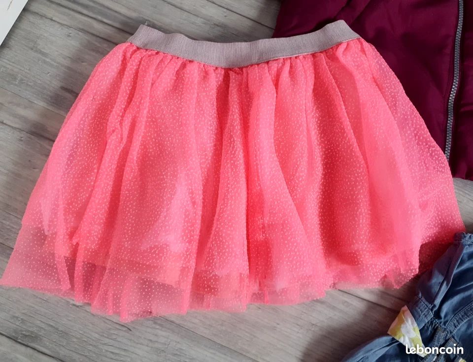 Lot vêtements fille Taille 6 à 7 ans (image 9)