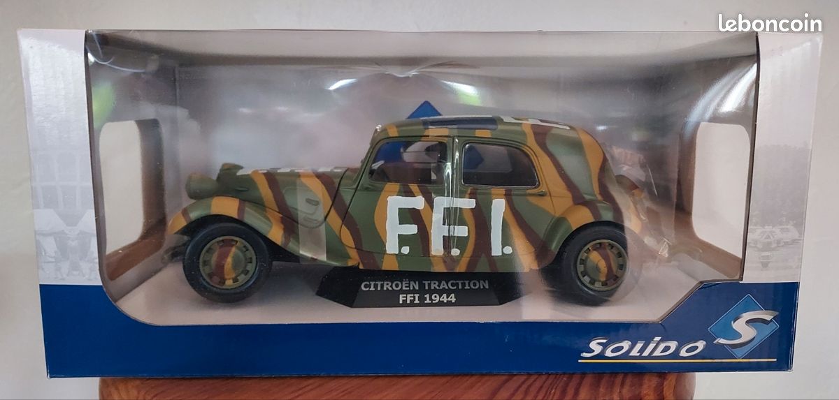 SOLIDO 1/18 - Citroën Traction 7 FFI 1944 - Modèle Réduit Neuf